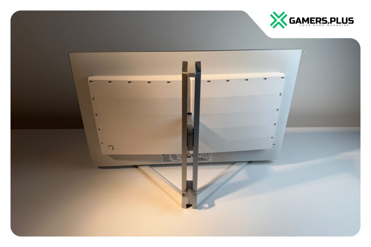 Philips Evnia 27M2N8500 Panel Rückseite tief