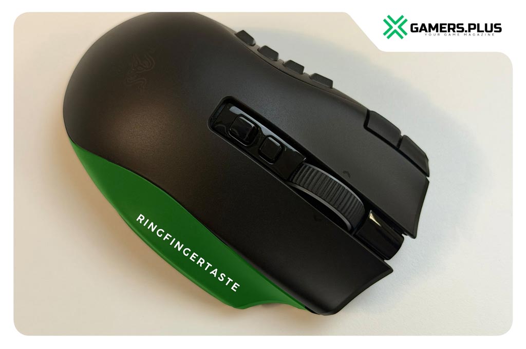 Razer Naga V3 Pro Draufsicht mit Ringfingertaste